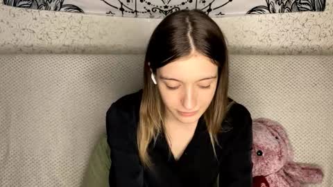 Snapshot of lesleytargett chatting on 26, 11, 2025 Sia online show from 26, 11, 2025