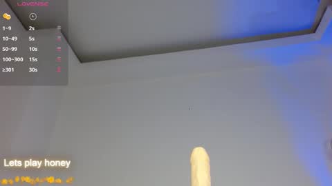 Snapshot of leslie17_ chatting on 10, 9, 2025 Leslie online show from 10, 9, 2025