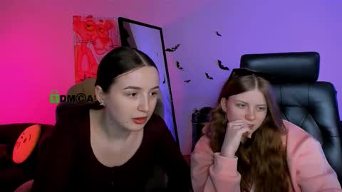 leslie_bird online show from 5, 11, 2025