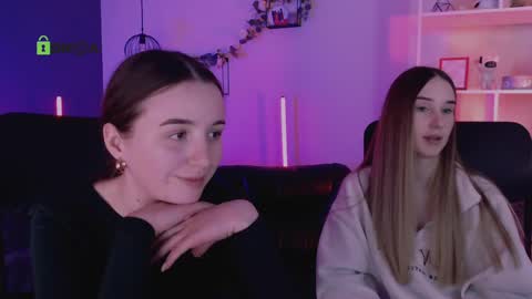 leslie_bird online show from 23, 4, 2026