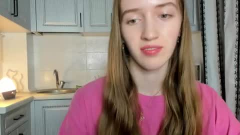  LESLIE   online show from 5, 7, 2026