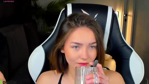 Leslie online show from 15, 5, 2026
