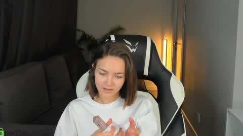 Leslie online show from 31, 5, 2026