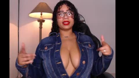 lesly online show from 30, 4, 2026