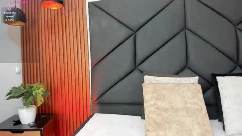 Less Lee online show from 3, 2, 2026