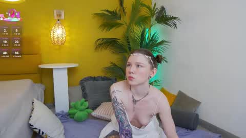 Snapshot of lessysweety chatting on 9, 2, 2026 Lessy online show from 9, 2, 2026