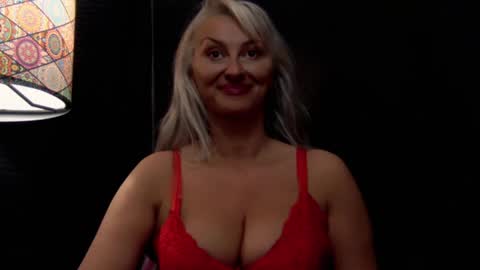 leticiareys online show from 29, 4, 2026