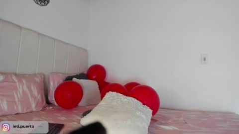 Snapshot of leticiaroldan chatting on 14, 2, 2025 Leticia online show from 14, 2, 2025