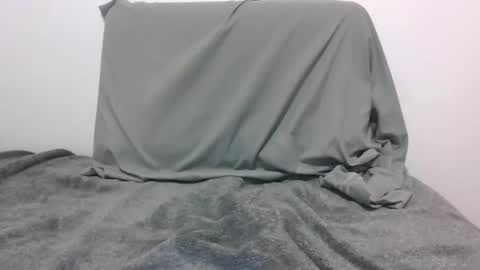 lets_play143 online show from 21, 4, 2026