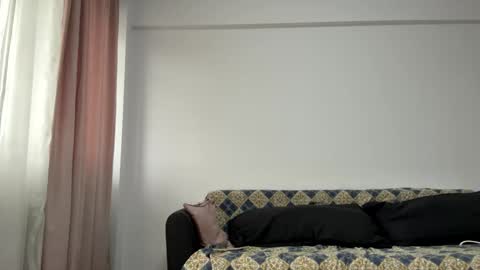 Snapshot of lettali chatting on 2, 10, 2025 follow me here you find me online show from 2, 10, 2025