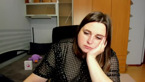 Naomi online show from 28, 4, 2026