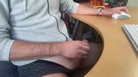 Snapshot of leukurrt chatting on 17, 11, 2025 leukurrt online show from 17, 11, 2025