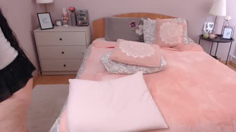 Mary online show from 27, 4, 2026