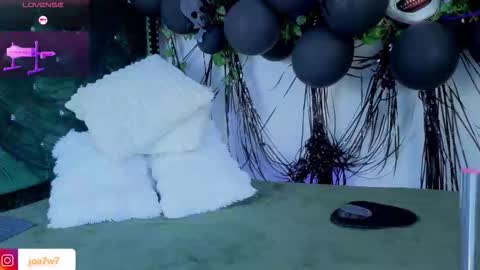 Levi  online show from 31, 10, 2025