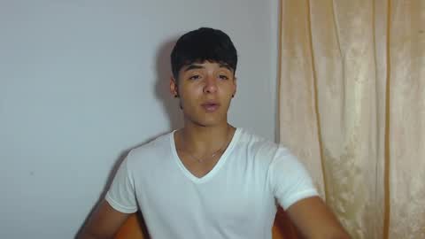 i  am lewis ly EDUARDO MEMDOZA15 online show from 24, 4, 2026