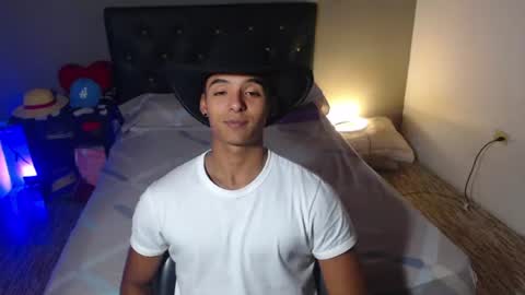 i  am lewis ly EDUARDO MEMDOZA15 online show from 29, 7, 2026