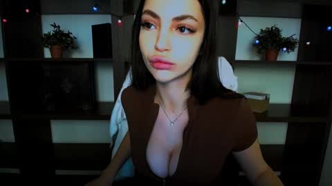 Alexia online show from 1, 3, 2025