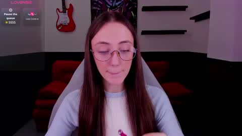 Snapshot of lexi_split chatting on 14, 6, 2026 Lexi GTM2 MonWedThurSatSun 1000am-400pm online show from 14, 6, 2026