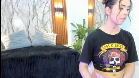 Snapshot of lexi_splitt chatting on 23, 11, 2025 lexi splitt online show from 23, 11, 2025