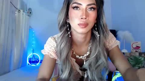 Snapshot of lexie_loveee chatting on 23, 2, 2025 lexie_loveee online show from 23, 2, 2025