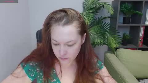 Snapshot of lexiflower1 chatting on 28, 9, 2025 Lexi online show from 28, 9, 2025