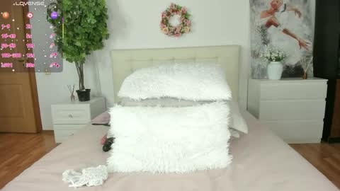 Lexi online show from 23, 4, 2026