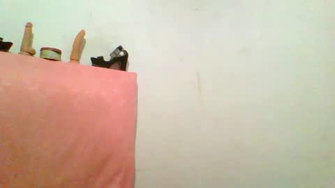 Snapshot of lexxie_weed chatting on 1, 11, 2025 Lexxie online show from 1, 11, 2025