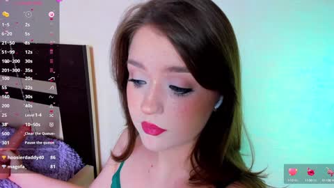 Snapshot of lexxxxxxi chatting on 15, 12, 2024 lexi miu online show from 15, 12, 2024