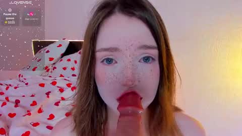 lexi miu online show from 22, 7, 2026