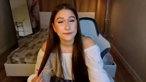 Lexy Gilbert online show from 28, 7, 2026