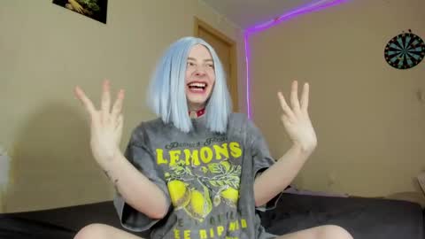 Snapshot of lexy_l0vy chatting on 13, 5, 2026 LexxxY online show from 13, 5, 2026