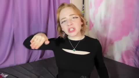 Snapshot of lexy_l0vy chatting on 14, 7, 2026 LexxxY online show from 14, 7, 2026