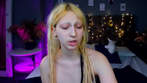 Lexy online show from 24, 2, 2025