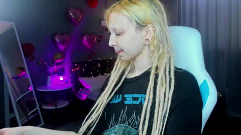 Lexy online show from 28, 2, 2025