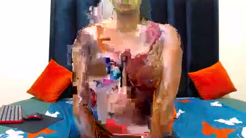 Snapshot of lexybooty09 chatting on 4, 3, 2025 Silindile Caroline Madlala online show from 4, 3, 2025