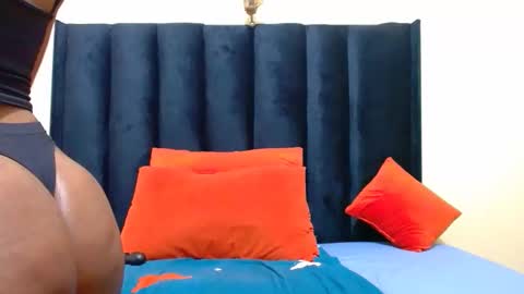 Snapshot of lexybooty09 chatting on 6, 10, 2025 Silindile Caroline Madlala online show from 6, 10, 2025