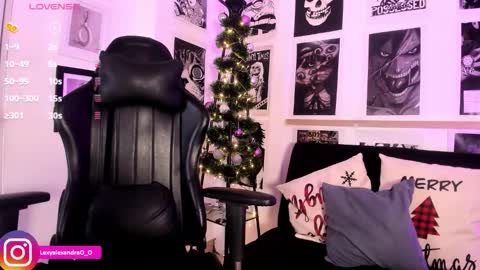 Snapshot of lexyjoyce chatting on 17, 12, 2025 LexyJoyce online show from 17, 12, 2025