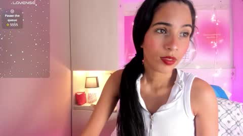 L I A  online show from 14, 11, 2025