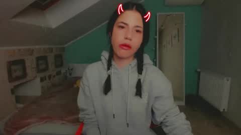 lexyswett online show from 4, 3, 2025