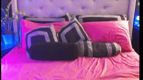 lexywetrain online show from 6, 12, 2024