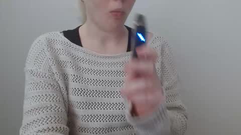 Leyla online show from 4, 4, 2026