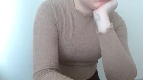 Snapshot of leyla_le chatting on 9, 5, 2026 Leyla online show from 9, 5, 2026