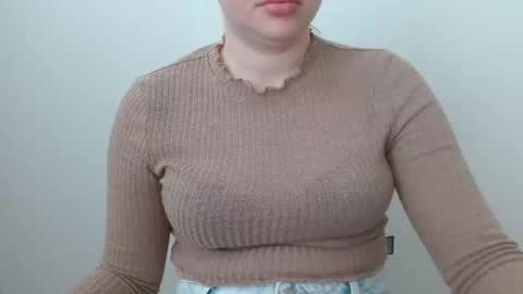 Snapshot of leyla_le chatting on 18, 5, 2026 Leyla online show from 18, 5, 2026