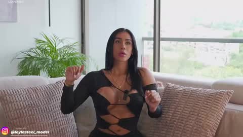 Snapshot of leyla_steel chatting on 13, 5, 2026 INSTA leylasteel model online show from 13, 5, 2026