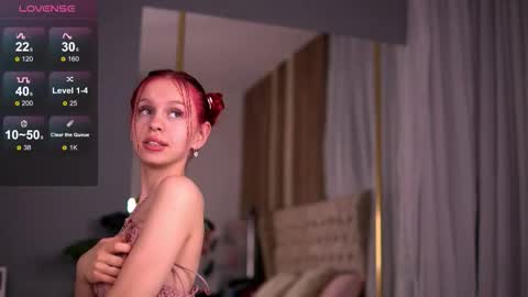 Leyla online show from 12, 11, 2025