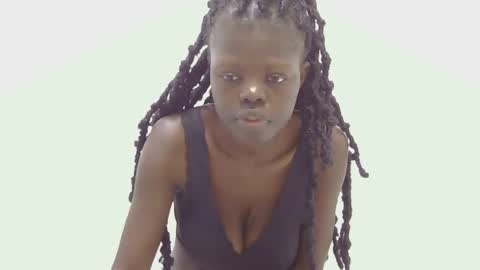 laylani69 online show from 27, 7, 2026