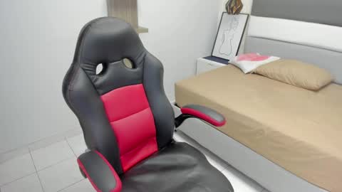   online show from 5, 3, 2025