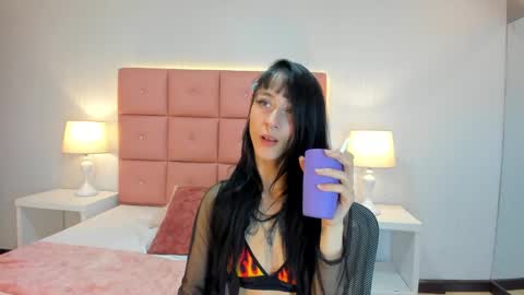 Snapshot of lhiamfitt chatting on 1, 3, 2025 lhiamfitt online show from 1, 3, 2025