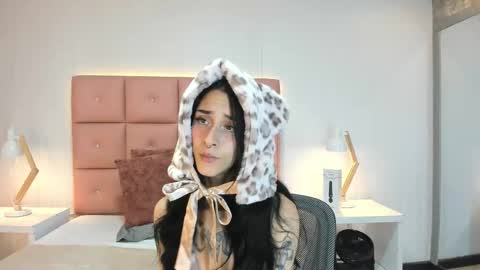 Snapshot of lhiamfitt chatting on 26, 11, 2025 lhiamfitt online show from 26, 11, 2025