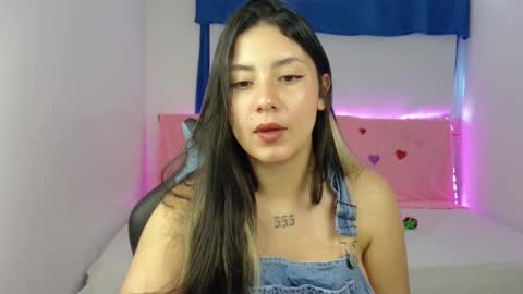 Lia  online show from 23, 2, 2025